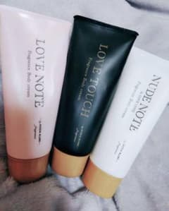 倖田來未♡フレグランスボディクリーム♡３本SETのサムネイル