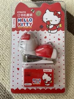 キティちゃん　ホッチキス　赤　ラスト1点のサムネイル