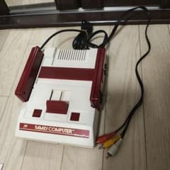 AV化ファミコン　純正アダプタ付き　ファミリーコンピューターのサムネイル