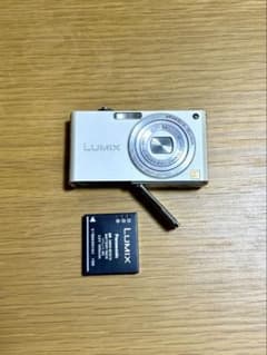 【ジャンク品】LUMIX DMC-FX33コンパクトデジタルカメラ シルバーのサムネイル