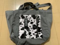 牛柄 トートバッグのサムネイル