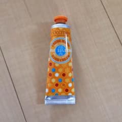 ロクシタン ハンドクリームのサムネイル