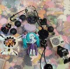 じゃらじゃらキーホルダー 奇妙のサムネイル