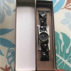 ジャンク品 レザー 腕時計のサムネイル