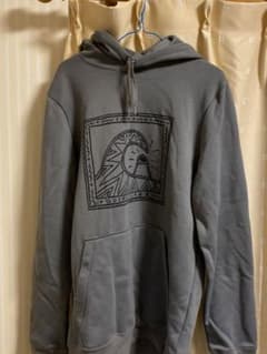 ⭐️週末セール⭐️quicksilver パーカーのサムネイル