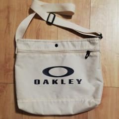 OAKLEY ナイロン　ショルダーバッグのサムネイル