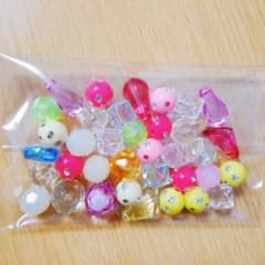 ビーズのサムネイル