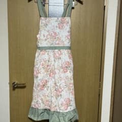 未使用タグ付き】Valentino Garavani 花柄エプロン - メルカリ