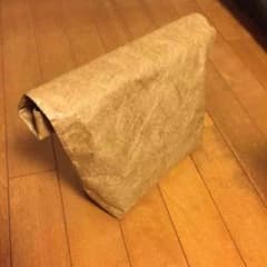 ペーパークラッチバッグのサムネイル