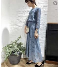 ロングワンピースのサムネイル