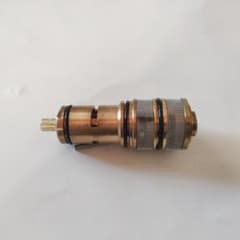 LIXIL A-1832
サーモスタット付混合水栓用
温度制御部セットのサムネイル