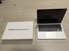 し*ろ様 【美品】MacBook Air 13インチ（M1チップ搭載）のサムネイル