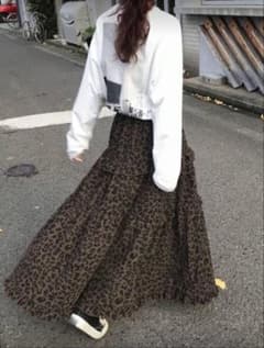 FRIFUL レオパード柄プリーツロングスカートのサムネイル