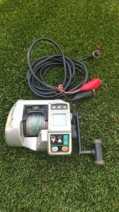 ◇RYOBI◇AD電動80◇電動リール◇デジタル表示付き◇充電器有