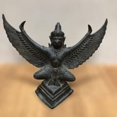 クメール ガルーダ 仏像 仏教美術 骨董 置物 クメール ガルーダ 仏像 仏教美術 骨董 置物 - メルカリ