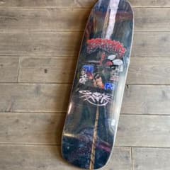 supreme グラフィティアート スケートボードデッキ グラフィティアート スケートボードデッキブラックフライ - メルカリ