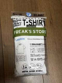 R*Y様 ローソンFREAK'S STORE Tシャツ L-XLのサムネイル