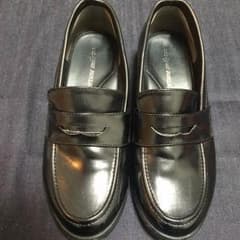KKGR様専用  23.5美品‼︎ローファーのサムネイル