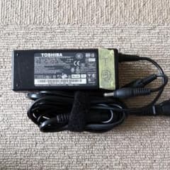 東芝③　ACアダプター PA3468U-1ACA  (19V 3.95A)のサムネイル