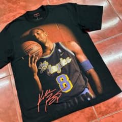 新品KOBE BRYANT Tシャツ　XLサイズ　ブットレッグのサムネイル