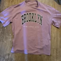 Dazy BROOKLYN Tシャツ XL サイズ 薄紫のサムネイル