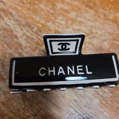 CHANEL ヘアクリップ バレッタ ブラック ホワイト - メルカリ