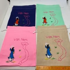 ベトナム刺繍巾着袋　ちょっと大きめ　4枚セットのサムネイル