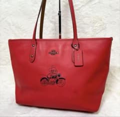限定品　Disney x Coach チャーム付き　ミッキー　トートバッグ　赤のサムネイル