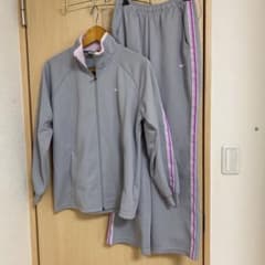 専用　ナイキのジャージ上下のサムネイル