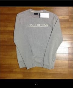 新品未使用！ ZARA  トレーナーのサムネイル