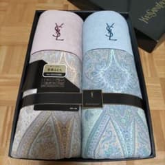 【新品未使用】イヴサンローラン 肌掛布団 2枚セット m85485242523_1.jpg?1727024266