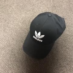 adidas originals キャップのサムネイル