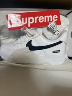 Nike Air Force 1 Low supreme 25cmのサムネイル