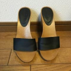 マリサレイ ウッドサンダルのサムネイル
