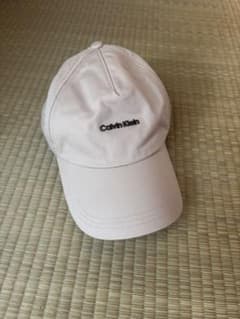 【最終値下げ】Calvin Klein キャップ ベージュのサムネイル