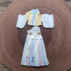 u*a様 LIRORO 漢服のサムネイル