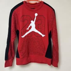 14日まで⭐︎JORDAN 長袖トレーナー レッド ブラック132〜147CMのサムネイル