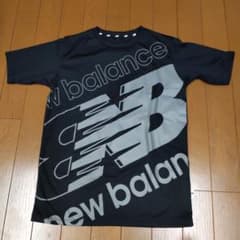 ニューバランス　Tシャツ　140サイズのサムネイル