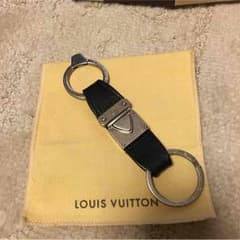 LOUIS VUITTON キーリングのサムネイル