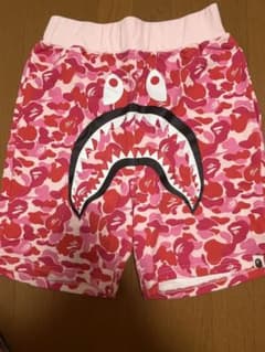 A Bathing Ape ピンクハーフパンツのサムネイル