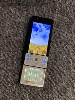 LUMIX Phone P-05C NTT docomo 本体のサムネイル