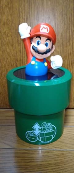 ニンテンドーワールド　マリオ土管のサムネイル