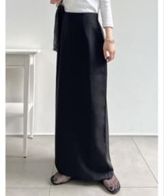 [新品未使用]Re:EDIT♡ブラックロングスカートのサムネイル