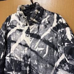Snow Peak ＜ヤマイリュウスケデザイン＞プリントミドルダウン 