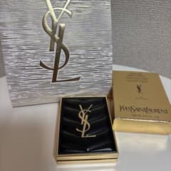 Yves Saint Laurent クチュールミニクラッチ100のサムネイル