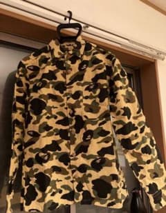 【中古美品】A BATHING APE アベイシングエイプ　迷彩柄長袖シャツ