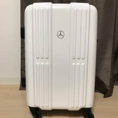 メルセデスベンツ【非売品、未使用】キャリーケースのサムネイル