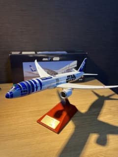 ANA B787-9 R2-D2 1/200 全日空商事 NH20106のサムネイル