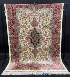 最高級希少作 ペルシャ絨毯 イラン クム産　シルク100% 手編み289万ノット 最高級希少作 ペルシャ絨毯 イラン クム産シルク100% 手編み 289万