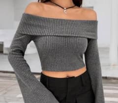 SHEIN オフショルダー フレアスリーブ ニット ２回しか着用してません#韓国のサムネイル